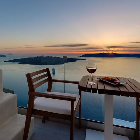 Iriana Suites Фіра Екстер'єр фото