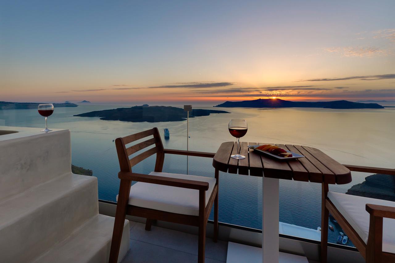 Iriana Suites Фіра Екстер'єр фото