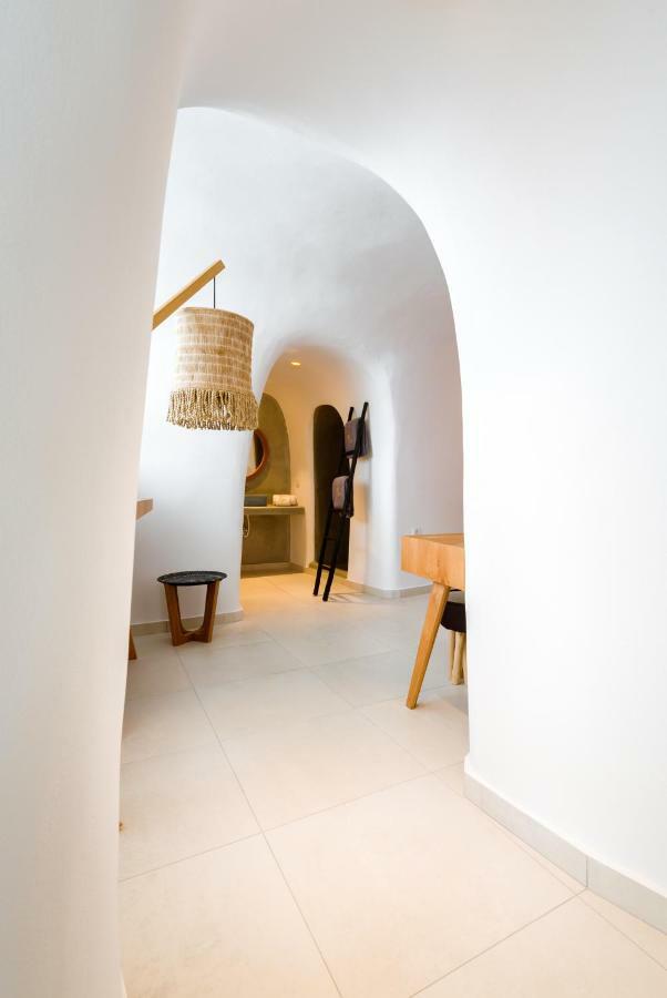 Iriana Suites Фіра Екстер'єр фото